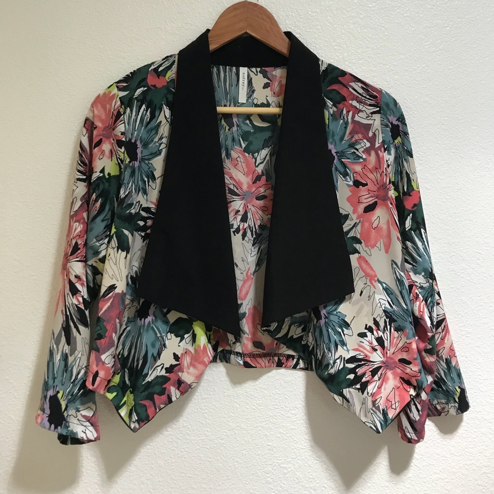 Flowered blazer